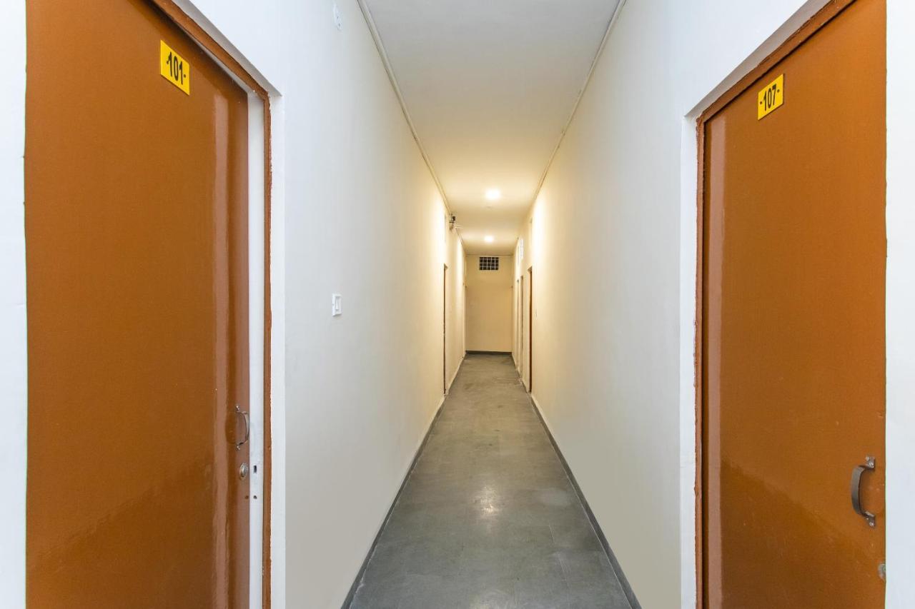 אינדורה Oyo 18571 Ashoka Resort מראה חיצוני תמונה