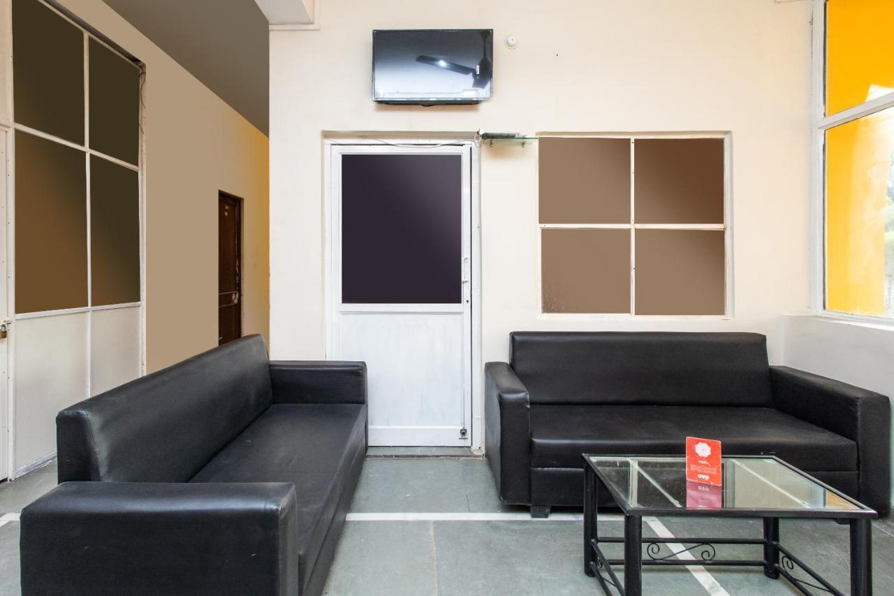 אינדורה Oyo 18571 Ashoka Resort מראה חיצוני תמונה